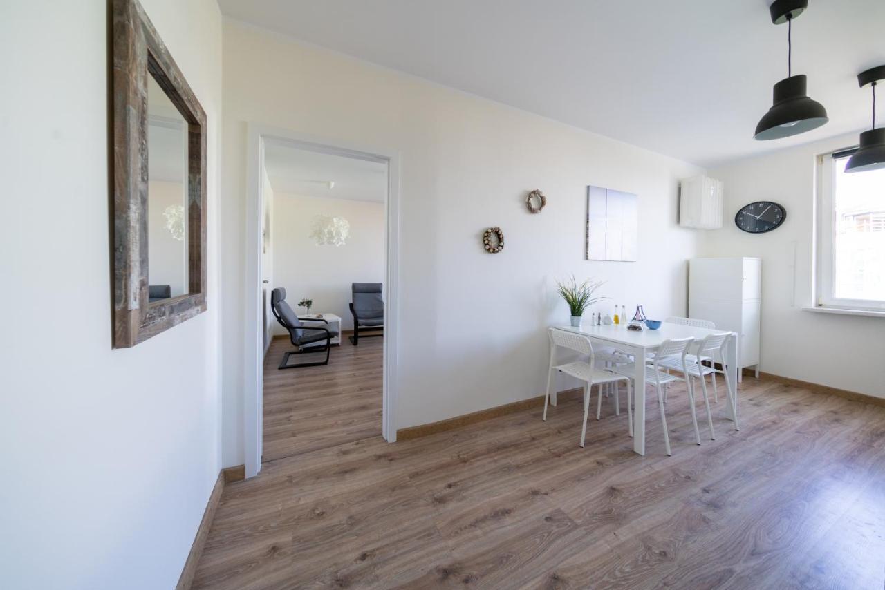 Apartament Blue Sea กดิเนีย ภายนอก รูปภาพ